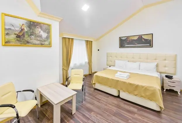 Standard Üç Kişilik Oda