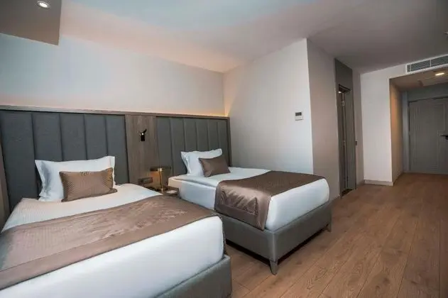 Geniş Standart Oda, Havuz Manzaralı, Non-Smoking Room