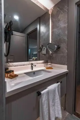 Standart Oda, Şehir veya Dağ Manzaralı
