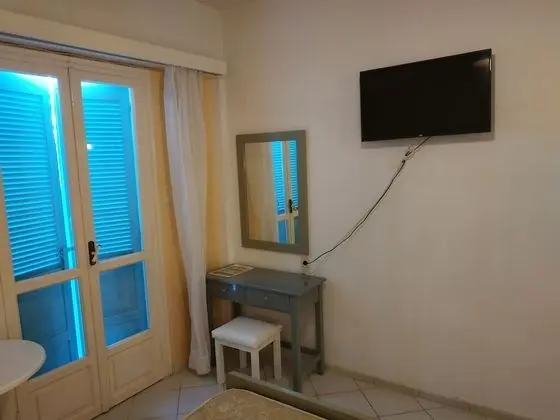 Economy Stüdyo, Teras, Havuz Kenarı