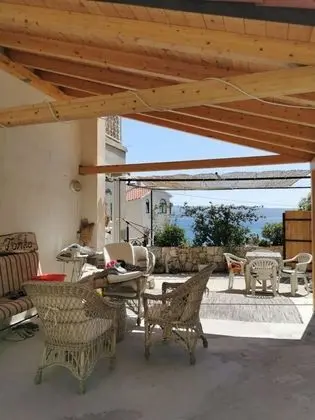 Apart Daire (Renko - 100 m from the sea - A1(2+2))