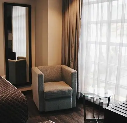 Tek Büyük Yataklı Oda, 1 Çift Kişilik Yatak