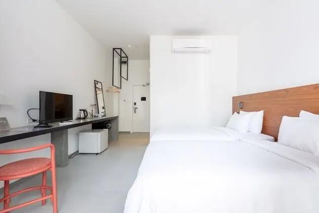 Reno Deluxe Twin or Double Room