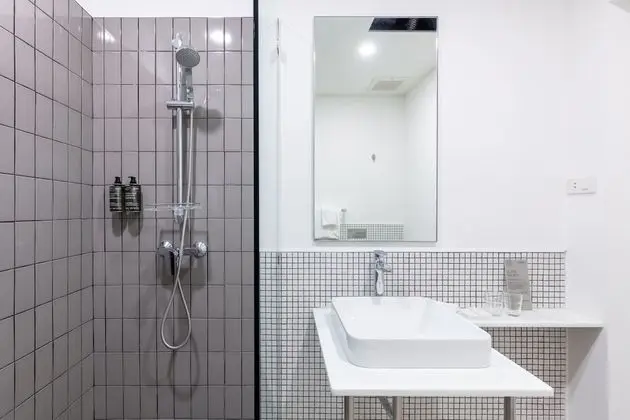 Reno Deluxe Twin or Double Room