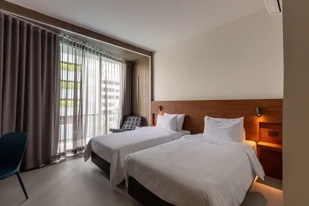 Reno Deluxe Twin or Double Room with Poolside View