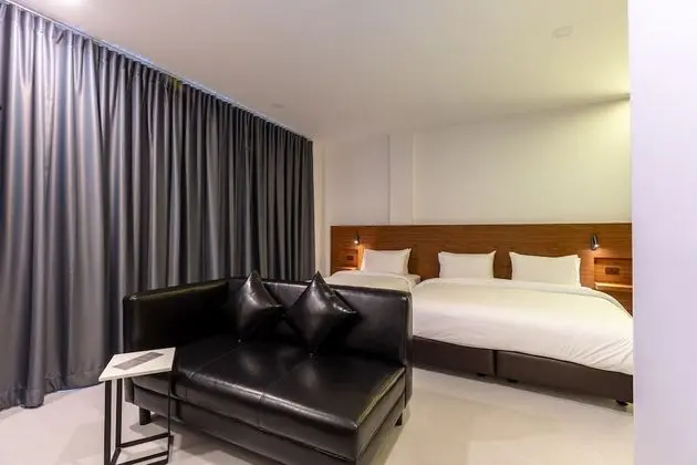 Reno Triple Suite