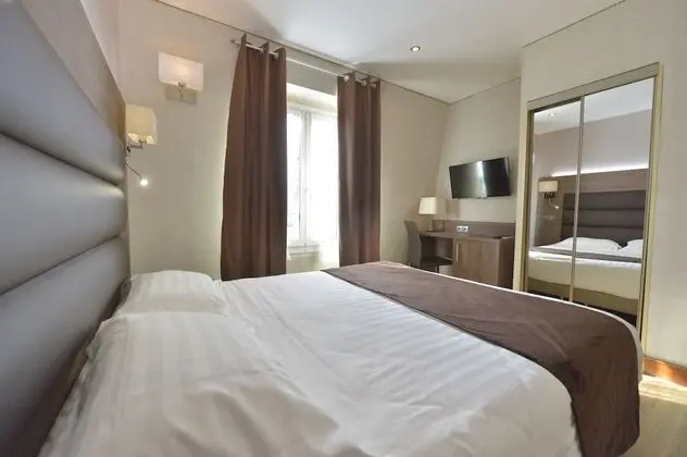 Tek Büyük Yataklı Oda (Extra bed)