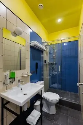 Superior Tek Büyük veya İki Ayrı Yataklı Oda