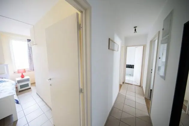 SPACIOUS AND SUNNY BEAUTIFUL APARTMENT (5C)