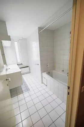 TURQUOISE COZY FUN APARTMENT (7A)