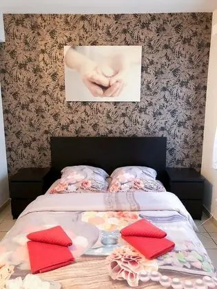 VERY COZY APARTMENT (9B)