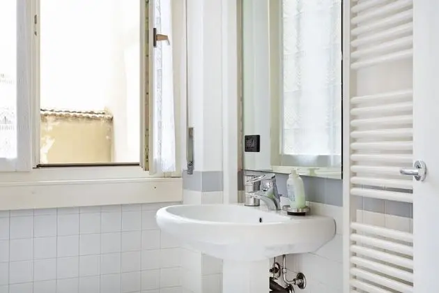 Apart Daire, 2 Yatak Odası, Sigara İçilmez