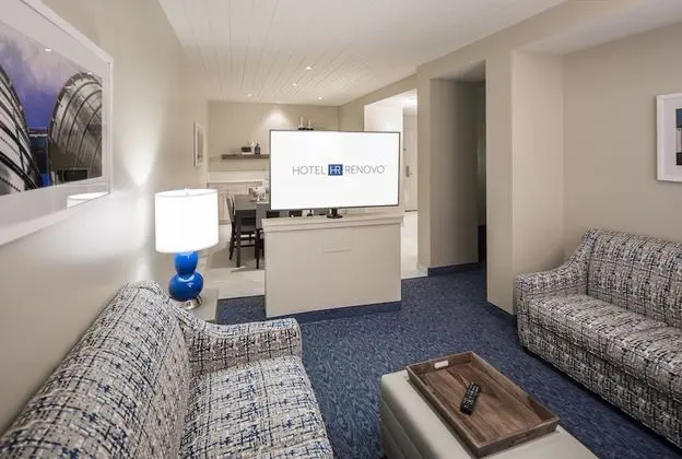 Süit, Havuz Kenarı (Master Suite)
