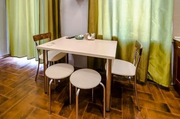 Apart Daire, 1 Yatak Odası (Saksaganskogo st. 12B)