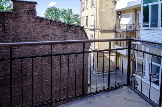 Apart Daire, 1 Yatak Odası (Saksaganskogo st. 12B)