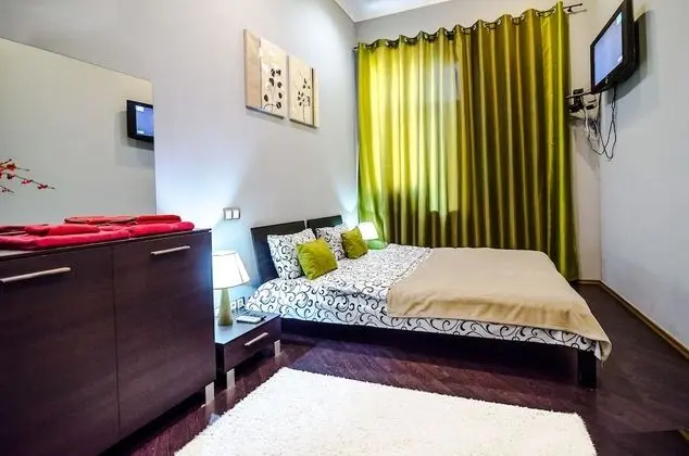 Apart Daire, 1 Yatak Odası (Saksaganskogo st. 12B)
