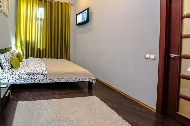 Apart Daire, 1 Yatak Odası (Saksaganskogo st. 12B)