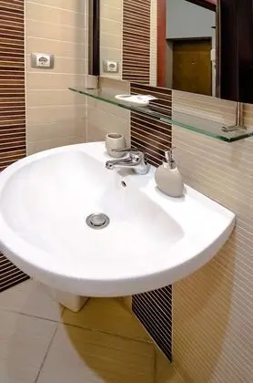 Apart Daire, 1 Yatak Odası (Saksaganskogo st. 12B)