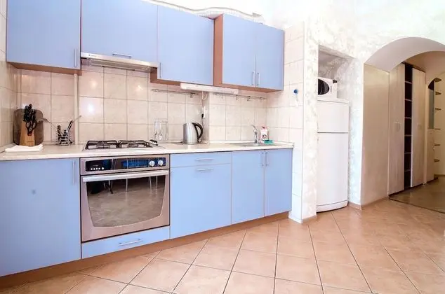 Apart Daire, 1 Yatak Odası (Shota Rustaveli st. 33B)