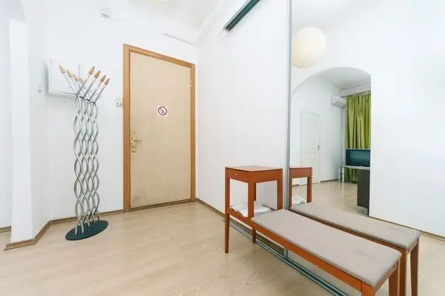 Apart Daire, 2 Yatak Odası (Gorkogo st. 12)
