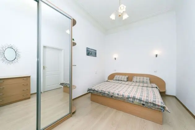 Apart Daire, 2 Yatak Odası (Gorkogo st. 12)