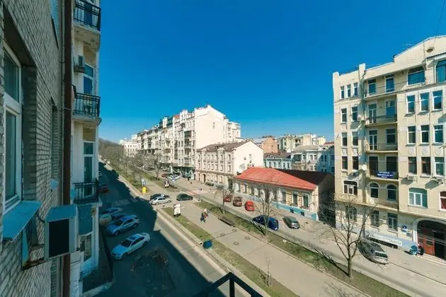 Apart Daire, 2 Yatak Odası (Gorkogo st. 12)
