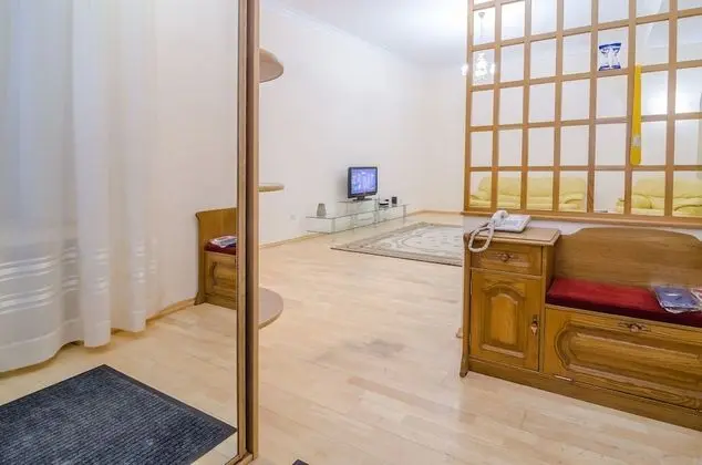 Apart Daire, 1 Yatak Odası (Sofievskaya st. 17)