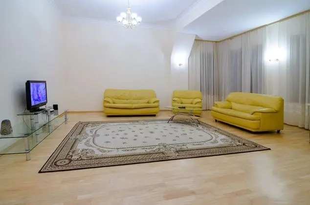 Apart Daire, 1 Yatak Odası (Sofievskaya st. 17)