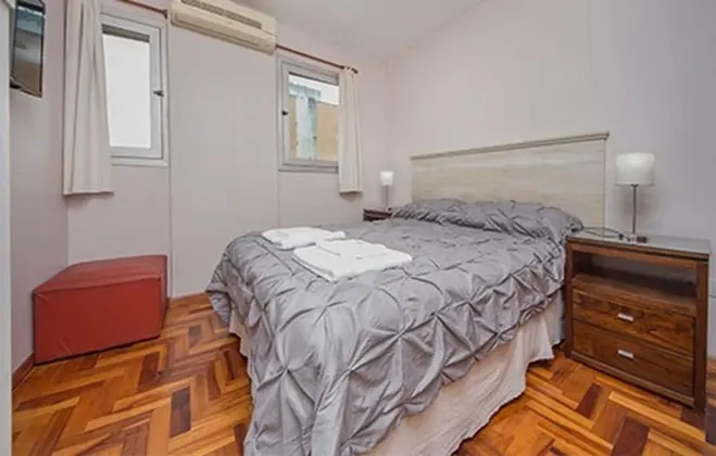 Apart Daire, Birden Çok Yatak, Sigara İçilmez, Şehir Manzaralı