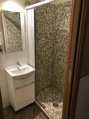 Classic Tek Büyük Yataklı Oda