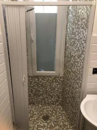 Classic Tek Büyük Yataklı Oda