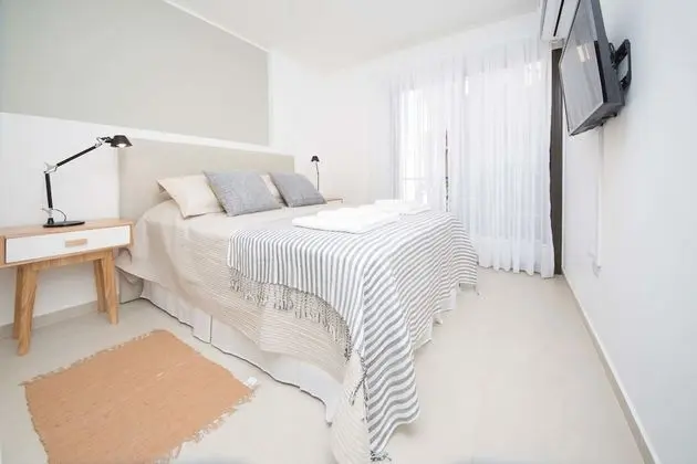 Apart Daire, Birden Çok Yatak, Sigara İçilmez, Şehir Manzaralı
