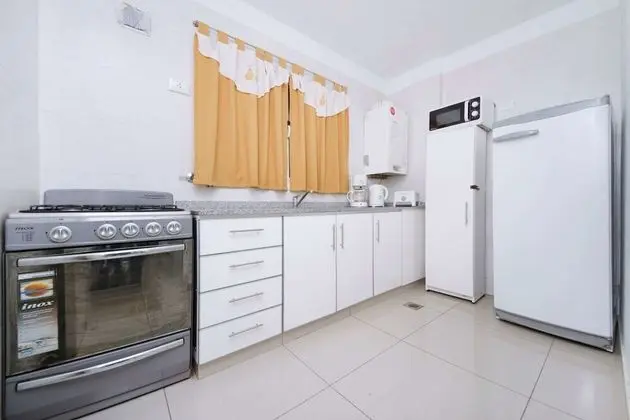 Apart Daire, 1 Büyük (Queen) Boy Yatak ve Çekyat, Sigara İçilmez, Şehir Manzaralı