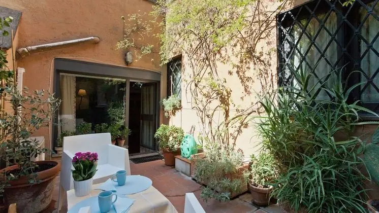Classic Stüdyo, Balkon