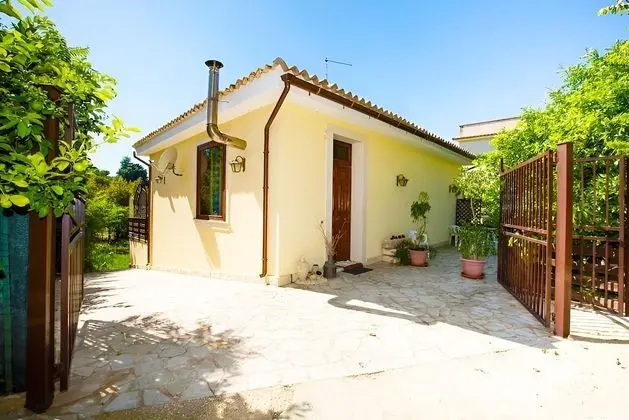 Villa, 2 Yatak Odası, Engellilere Uygun, Sigara İçilebilir