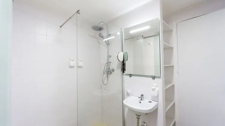 Spectacular Family Bedroom