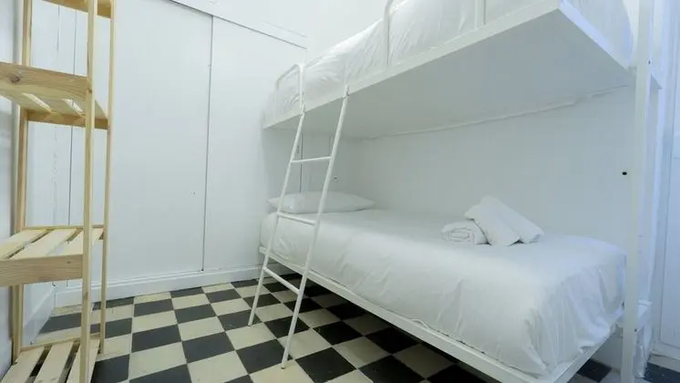 Tek Büyük Yataklı Oda (Beautiful room in Maestranza H3)