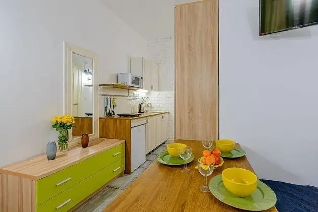 Basic Stüdyo (Scotland City)