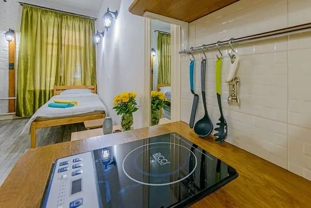 Basic Stüdyo (Scotland City)