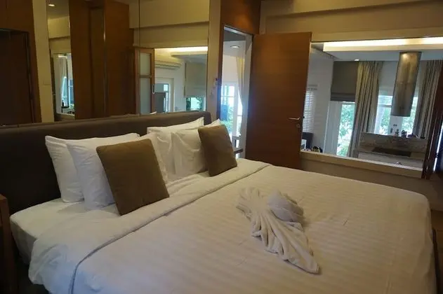 Three Bedroom Beachfront Private Pool Villa