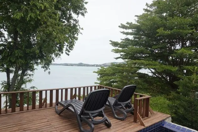Three Bedroom Beachfront Private Pool Villa