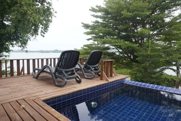 Three Bedroom Beachfront Private Pool Villa