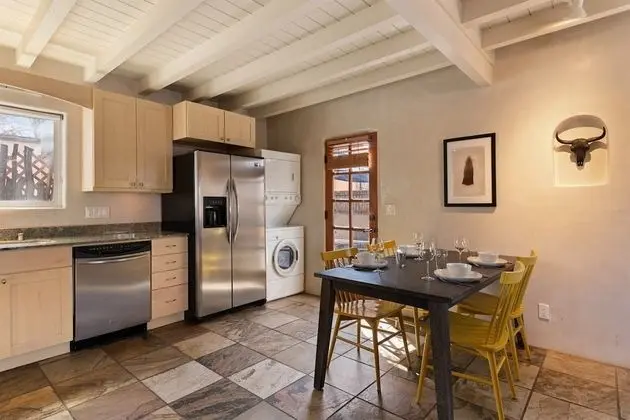 Ev (Reposado - Kiva Fireplace, Walk Every)