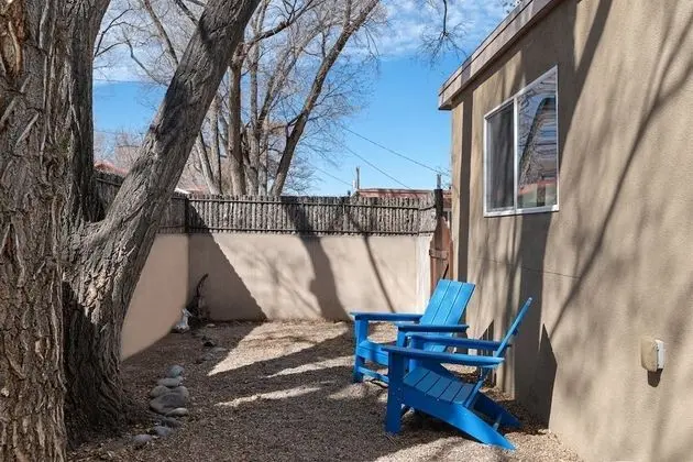 Ev (Reposado - Kiva Fireplace, Walk Every)
