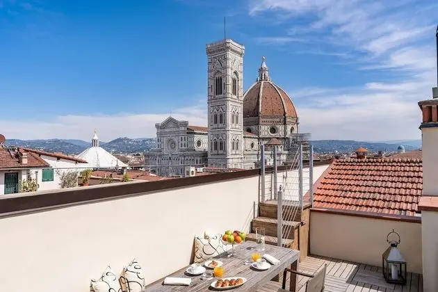 Open Space with Panoramic Terrace Duomo View