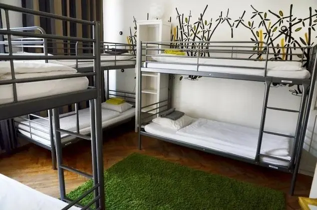 Ortak Ranzalı Oda (Bamboo, 8 beds)