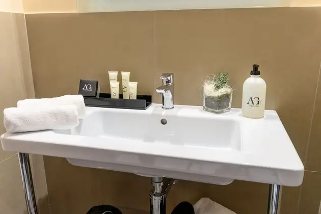 Basic Oda, 1 Çift Kişilik Yatak