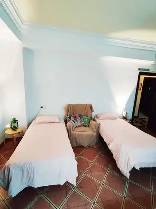 Dört Kişilik Oda, Ortak Banyo