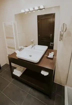 Superior Tek Büyük Yataklı Oda, Balkon