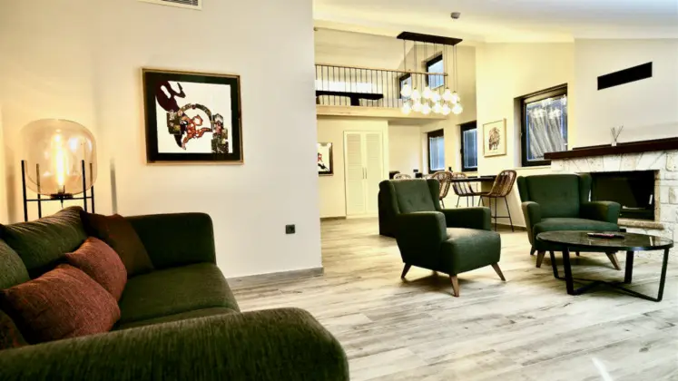 Loft, Deniz Manzaralı, Balkonlu